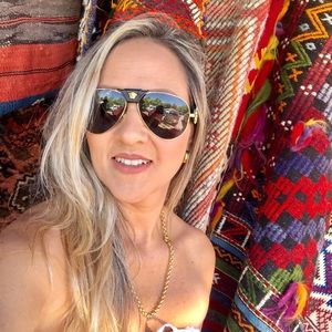 Meet your Posher, Silvia